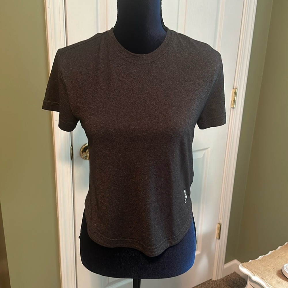 Woman’s Adidas shirt